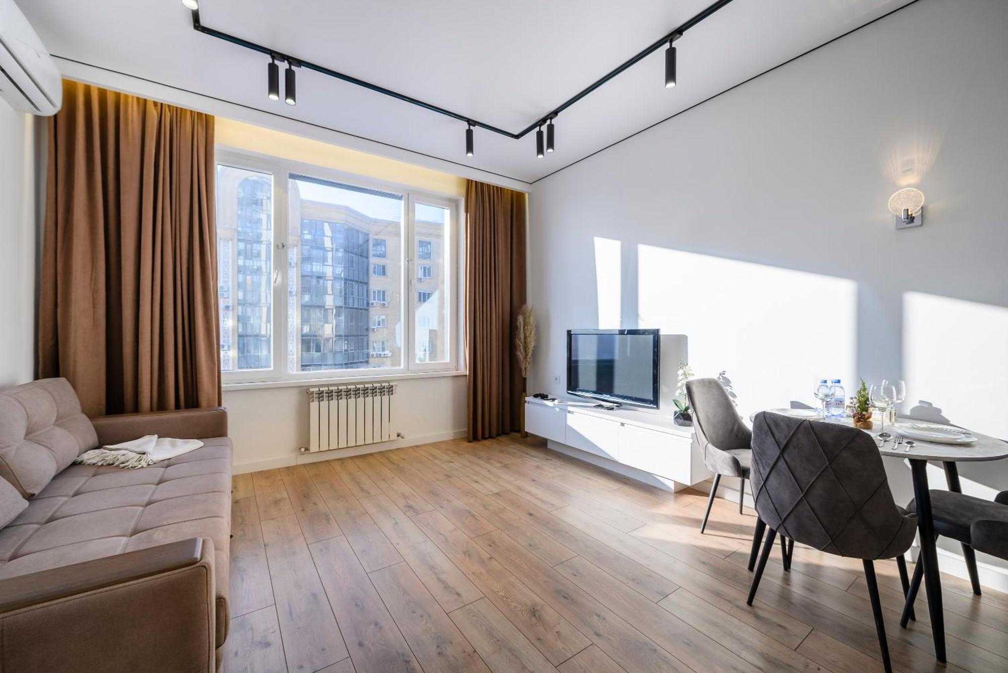Five Business-Class Rooms In R-House Near Mega Center Almaty Exteriér fotografie