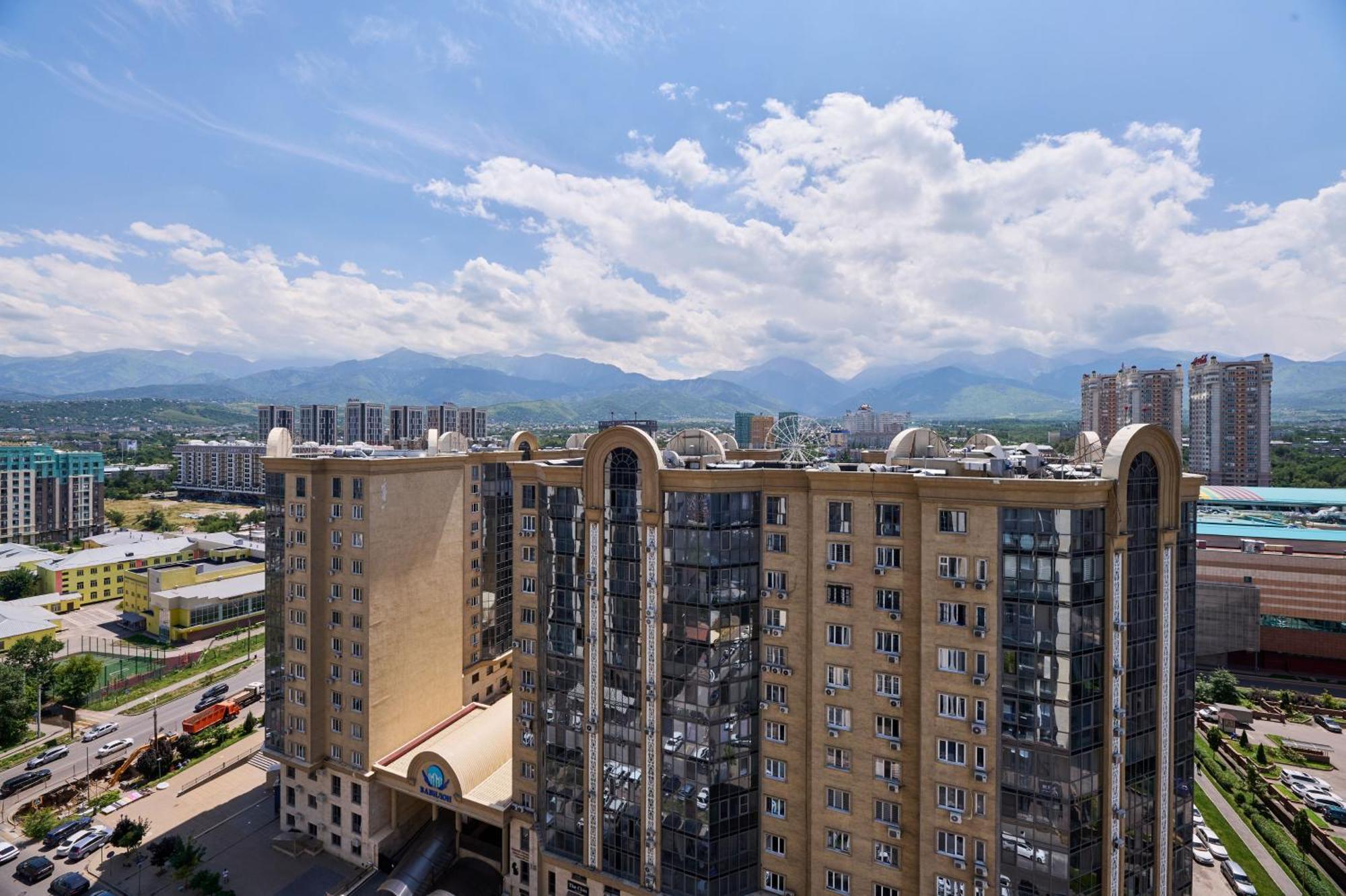 Five Business-Class Rooms In R-House Near Mega Center Almaty Exteriér fotografie