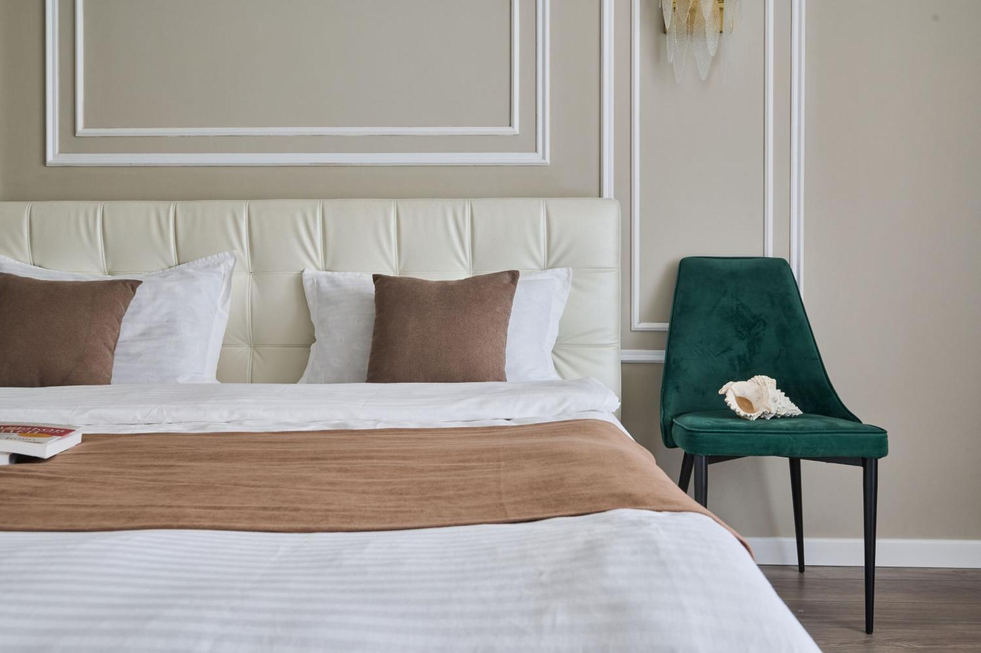 Five Business-Class Rooms In R-House Near Mega Center Almaty Exteriér fotografie